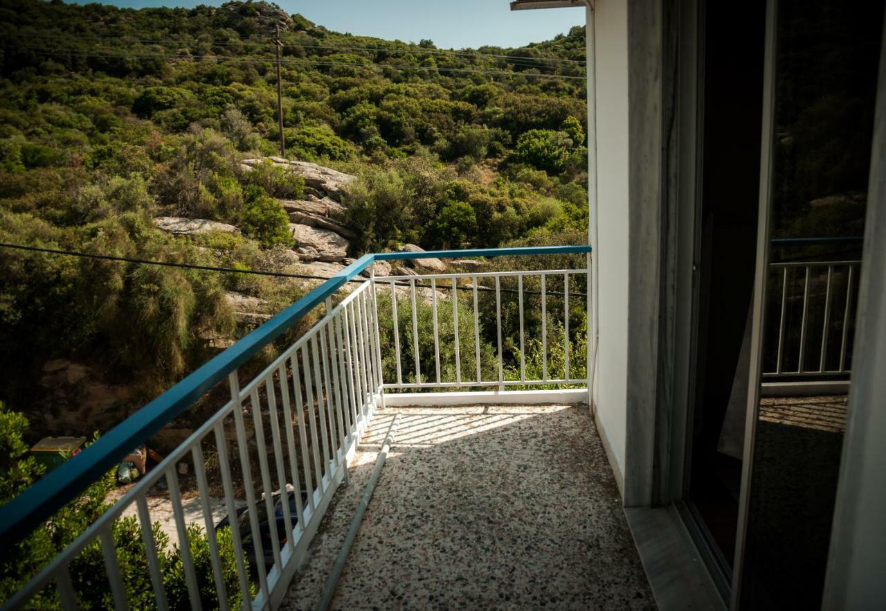 Paradise View Apartment Paleo Tsifliki Exterior photo